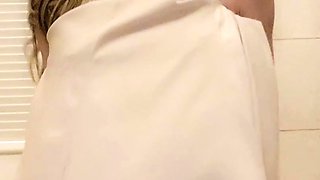 Amateur Webcam Teen Masturbates And Teases