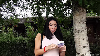 Creeper Gets Lucky as He Picks up a Stunning Beauty and Gets to Use Her