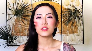 Hot brunette gives you a nice close up masturbation