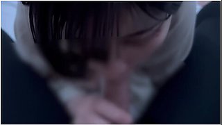 Girl With Short Hair Ejaculates A Lot In Her Mouth