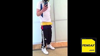 Twink Handjob Amateur Video - Sehr Geil