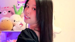 Big boobs milf masturbates with her dildo