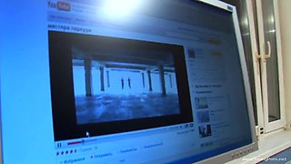 Ivanna Fukalot ignites fiery passion on computer chair ecstasy