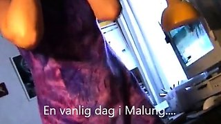 Svensk Gubbe hlsar p mormor fr en avsugning