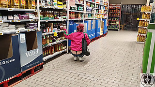 Crazy Rebeca Addams in Jeans Buttcrack at the Supermarket
