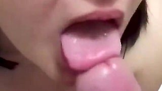 Blowjob a Stranger in the Toilet