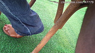 Ebony MILF with Pretty Feet at Saturday Party in Salamander