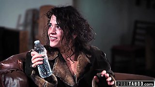 Victoria Voxxx captivates with daring passion in thrilling Latina blackmail play