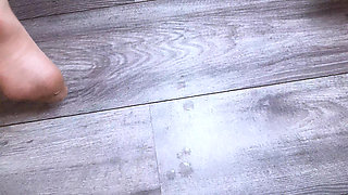 Leggy Teen in in Crotchless Pantyhose Gets Creampied by Her Stepdad