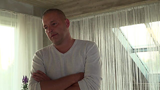 Hard anal sex from her stepdad for sweet Mery Monroe