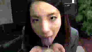 Amateur milf doing a blowjob ending in a facial