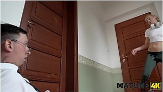 Waiting Game - Nicol Wonder