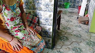 DESI BHABI SEX WITH HER HUSBAND AND FOREPLAY WITH BOOBS.