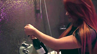 Sanktor Redhead MILF Is Masturbation in the Shower