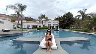 A Day by the Pool 2K