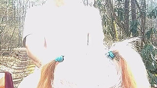 Outdoor Sucking Leafs to Anal Pumping on the Car Rough and Hard